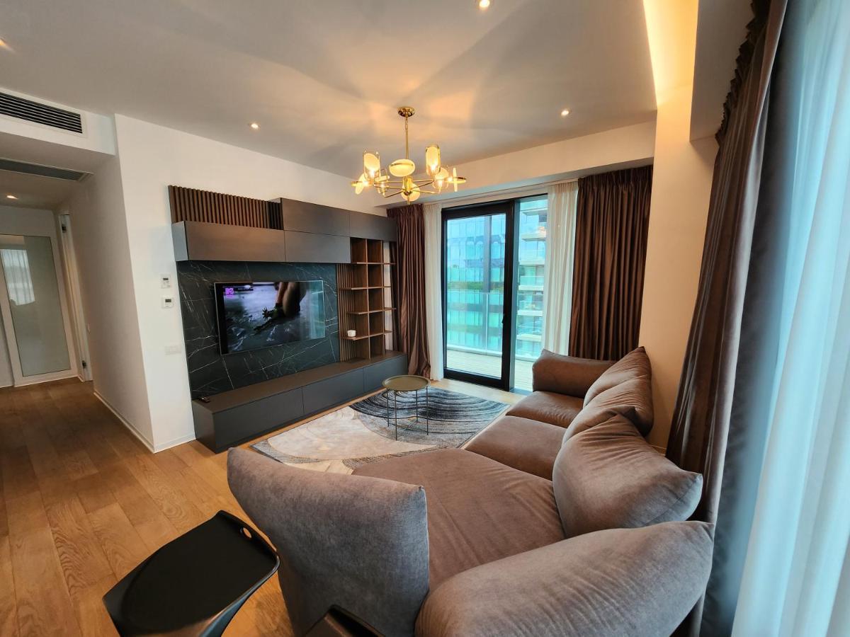 One Mircea Eliade Apartment Bucharest